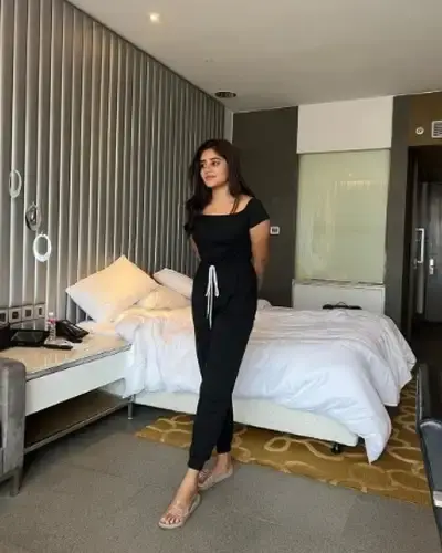 Call Girls Sikandarpur Cash On Delivery
